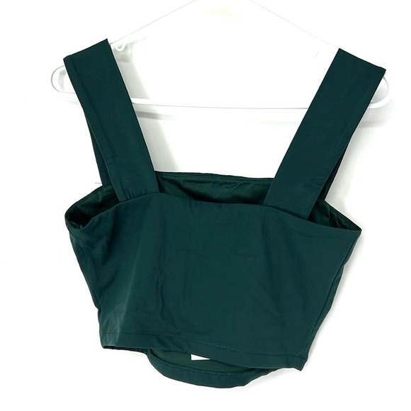 Dynamite NWT Women's Green lota bare square neck cropped Top - Picture 5 of 6